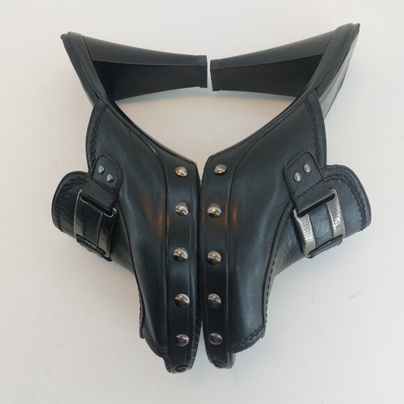 Stuart Weitzman Open Toe Black Leather Clogs - Picture 4 of 9